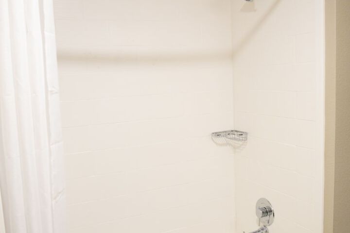 Room 25 of 35
