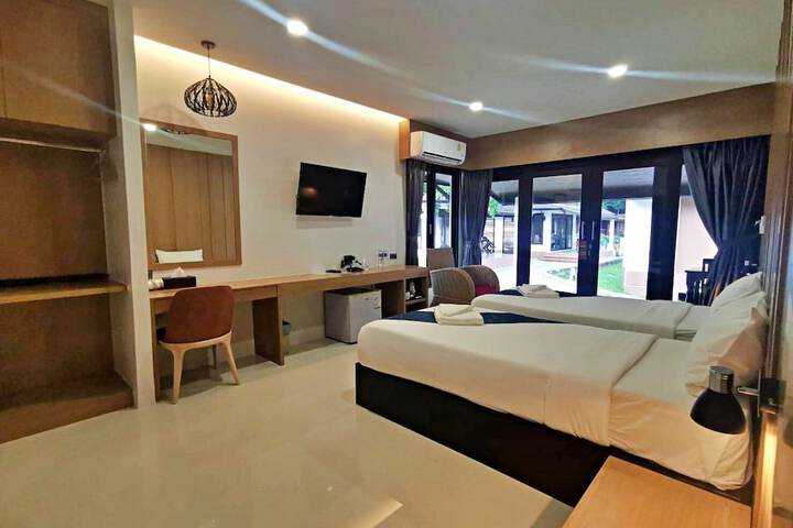 Room 26 of 71