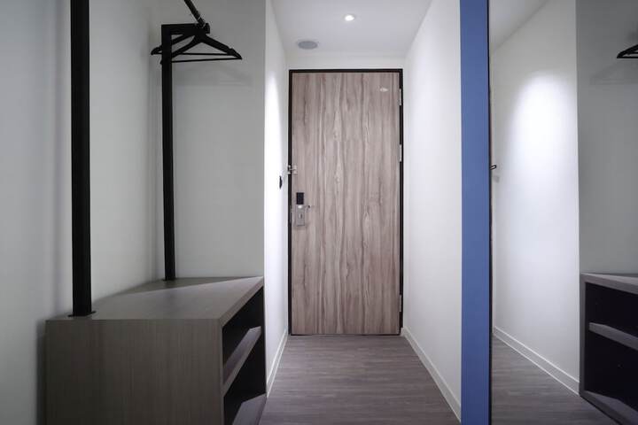 Room 36 of 67