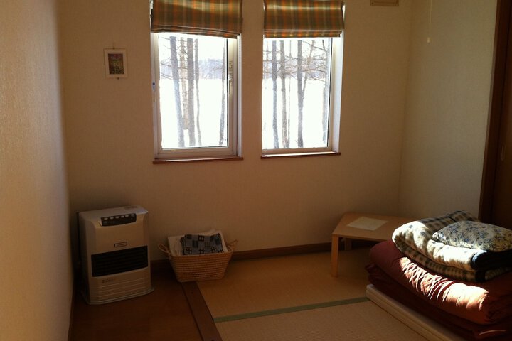 Room 7 of 60