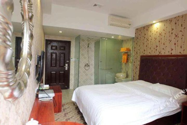 Qijiayi Business Hotel Chongqing Xi’nan Hospital