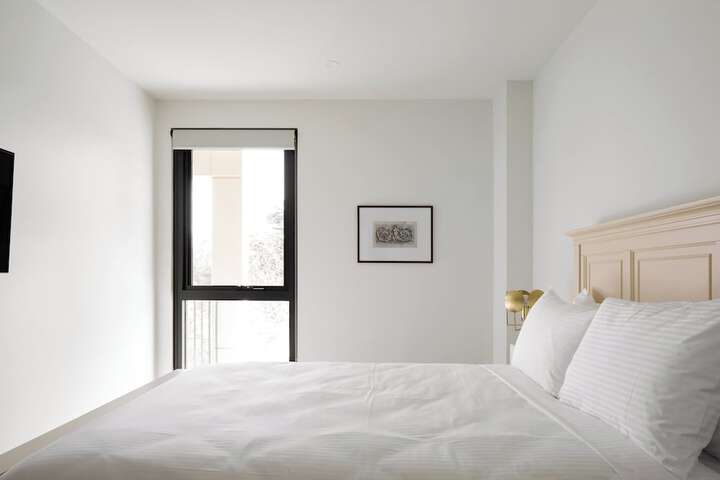 Room 18 of 48