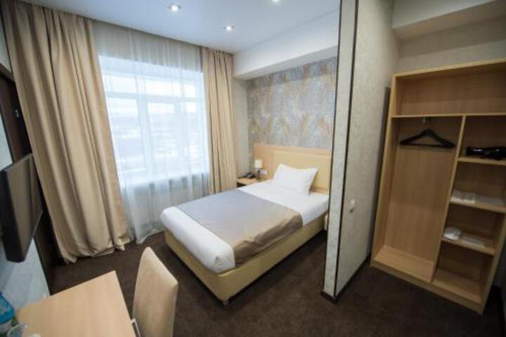 SILVER HOUSE HOTEL
