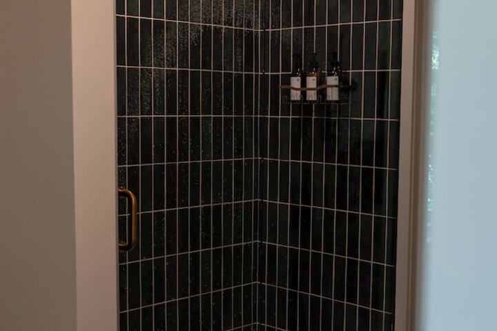Room 21 of 36