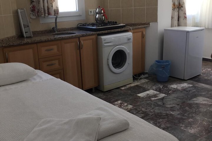 Room 18 of 48