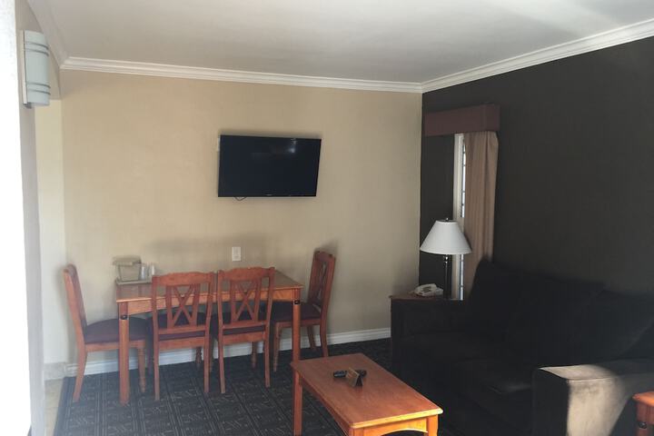 Room 10 of 51