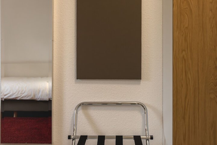 Room 47 of 89