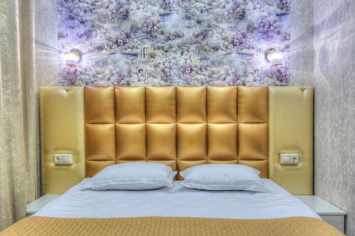 Room 5 of 27