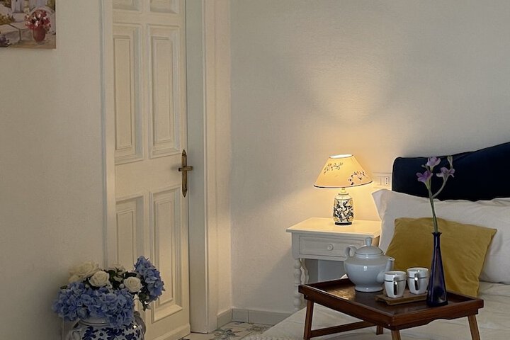 Room 26 of 61