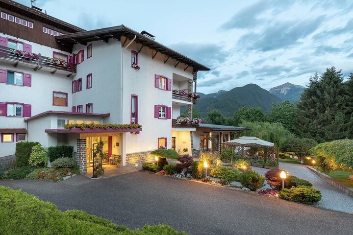 Hotel 44 of 44
