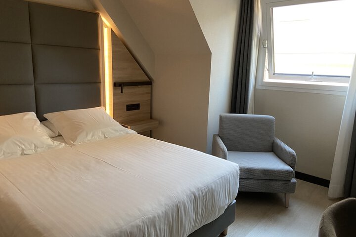 Room 26 of 81