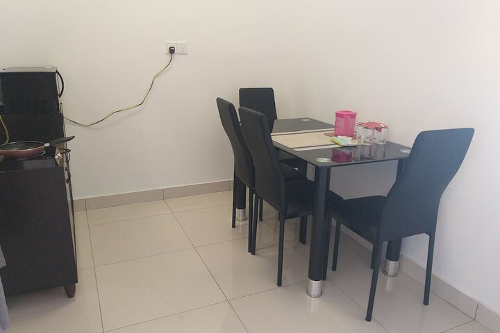 Room 9 of 31