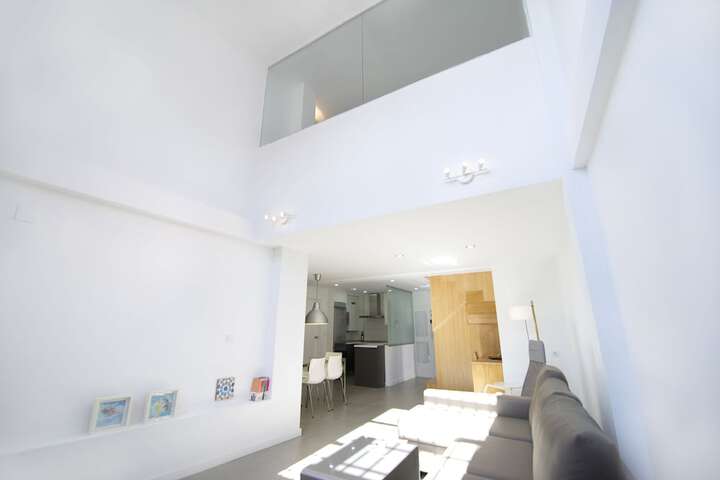 Room 17 of 145