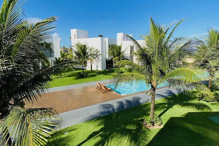 Pool Hotel