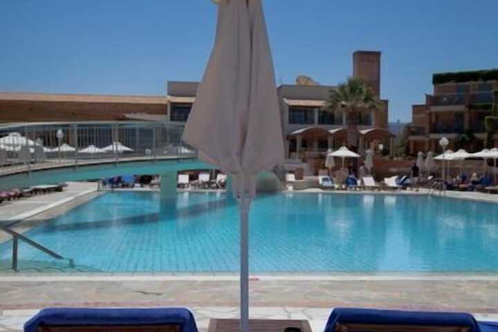 Pool 56 of 127
