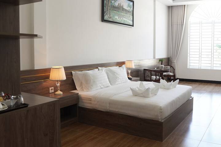 Room 13 of 40