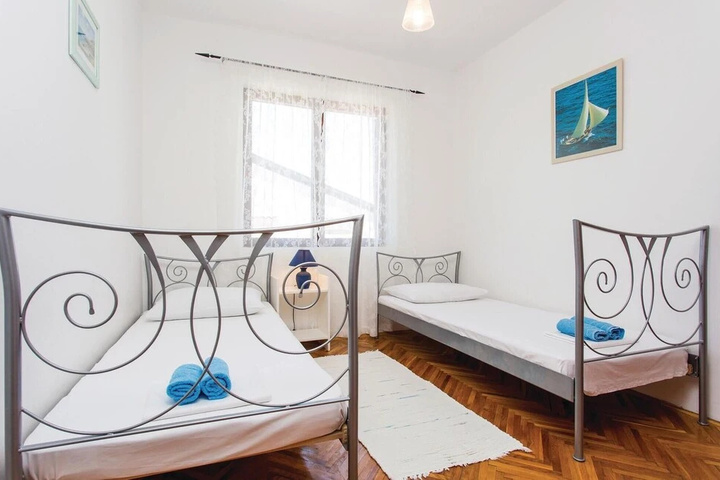 Beautiful Home in Punat With Wifi and 3 Bedrooms