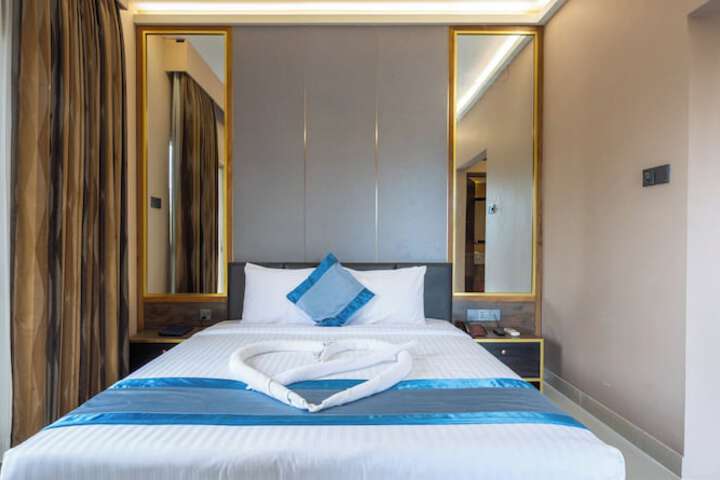 Room 17 of 20