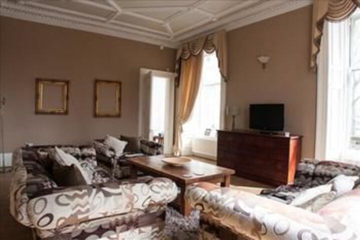 Room 9 of 9