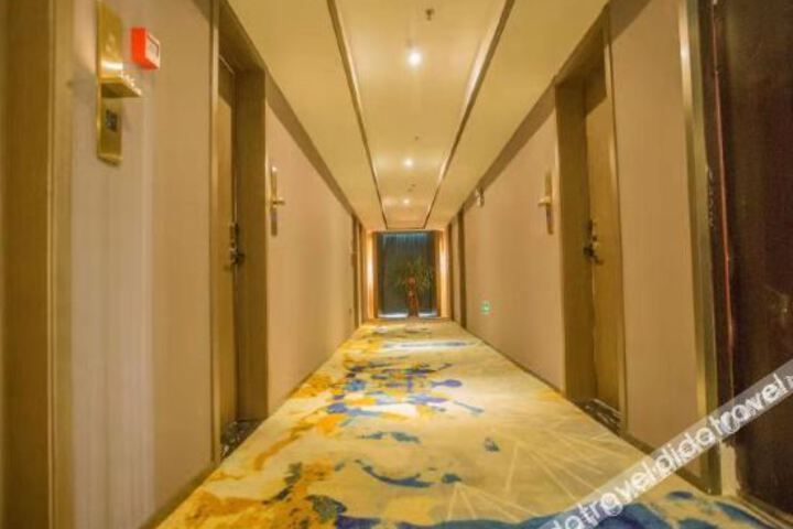 Hotel Interior 12 of 21