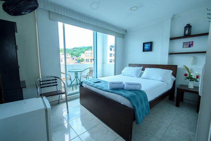 Room 4 of 14