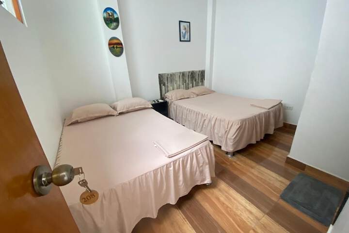 Room 6 of 13