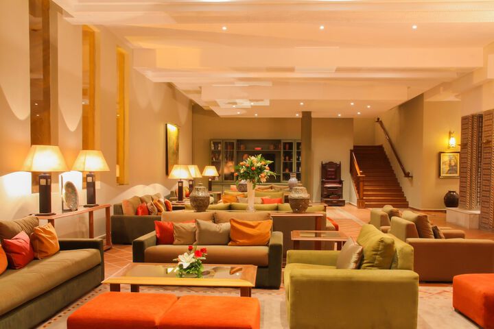 Hotel Lobby