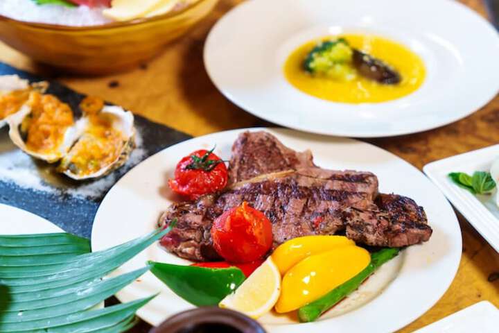 Dining 194 of 229