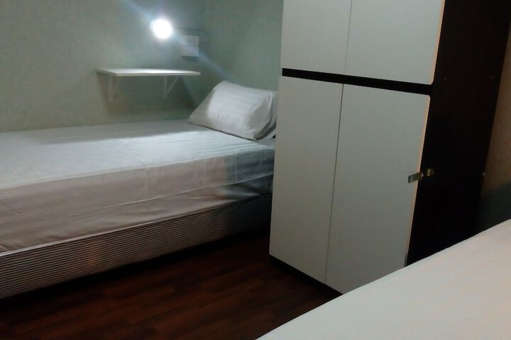 Room 22 of 108