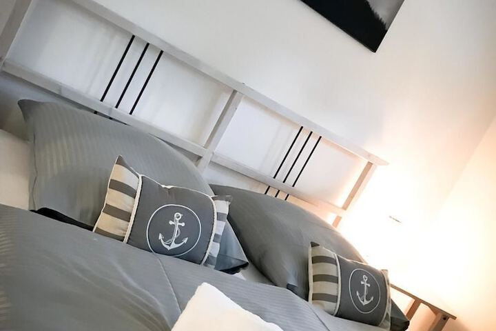 Room 13 of 54