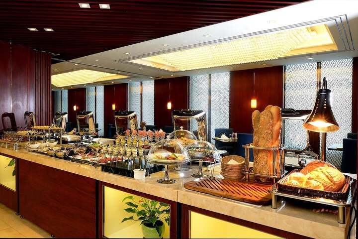 Breakfast/Coffee Service 182 of 325
