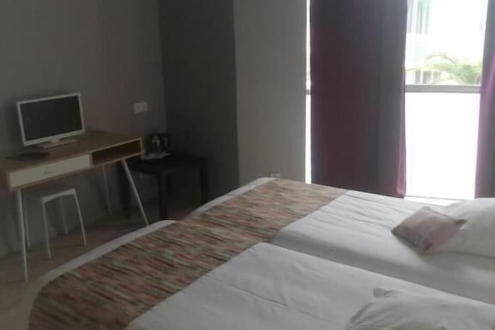 Room 14 of 35