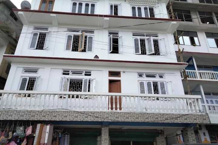 Hotel Tawang Regency