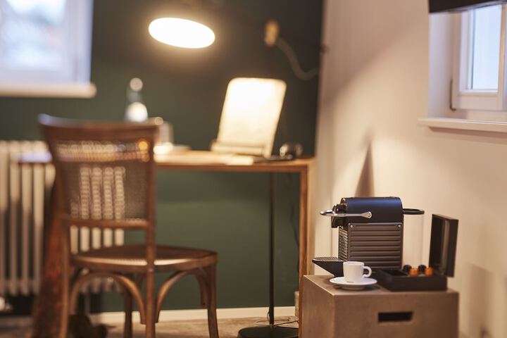 Room 14 of 32
