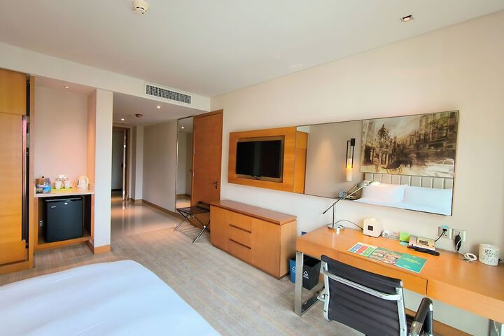Room 18 of 55