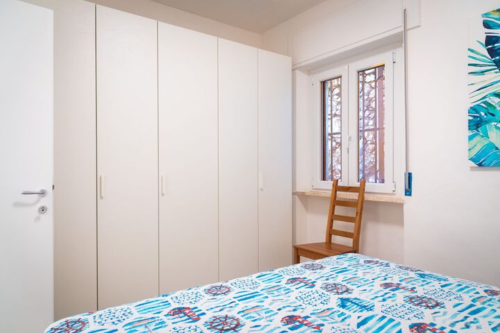 Room 5 of 29