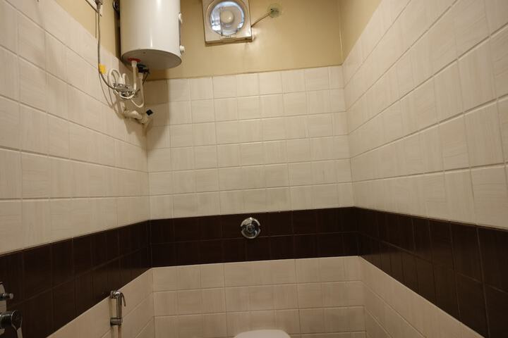 Room 122 of 150