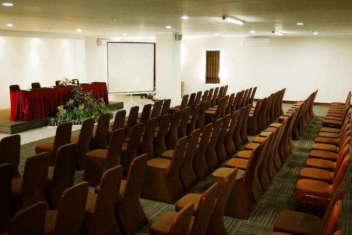 Meeting 42 of 49
