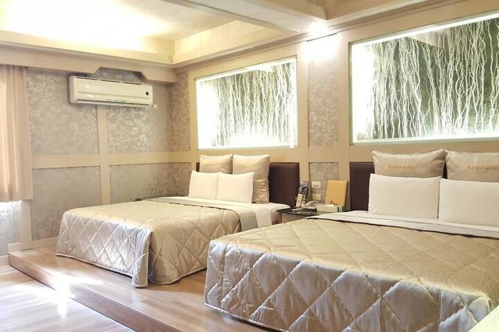 Room 3 of 14