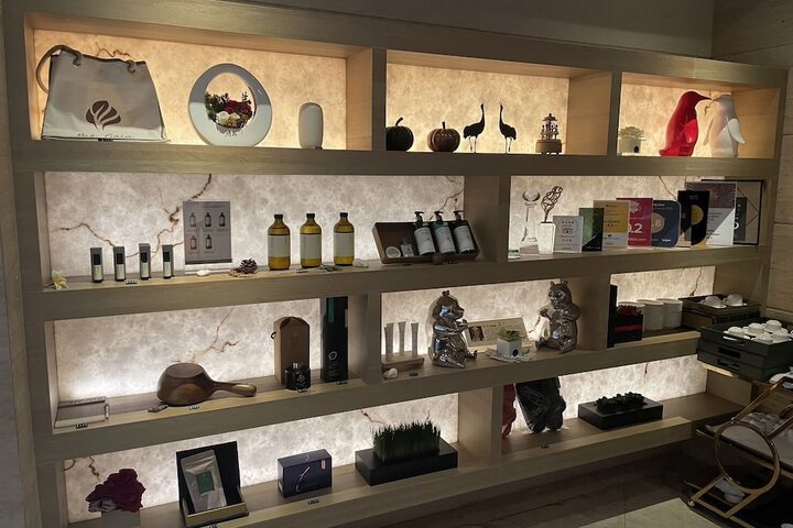 Gift Shop 57 of 85