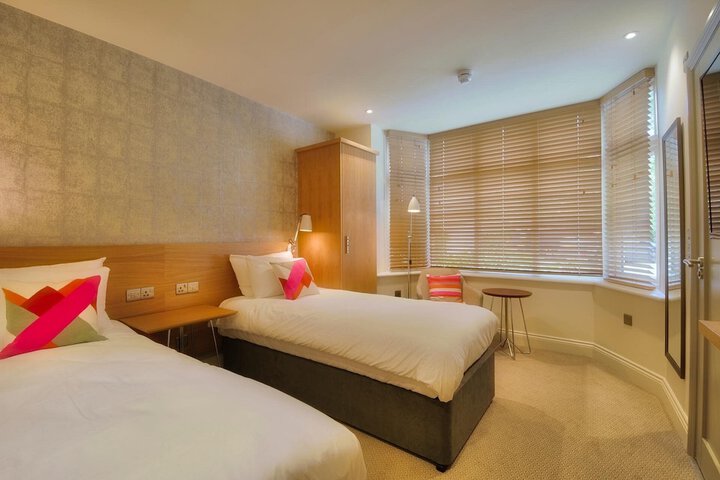 Room 19 of 51