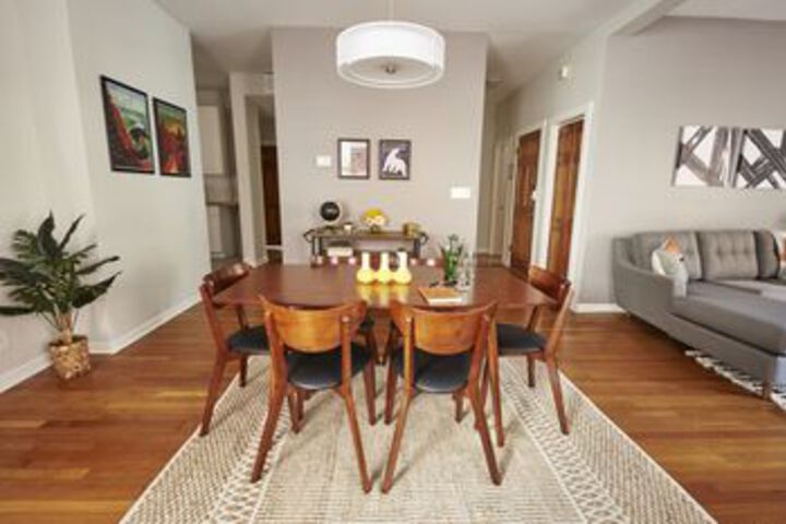 Room 17 of 22