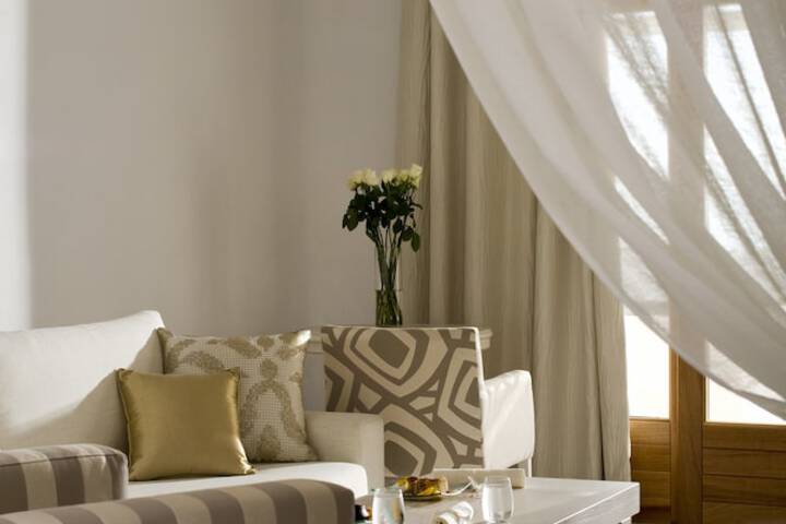 Room 42 of 120