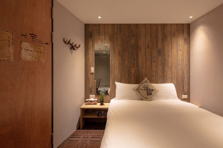 Room 29 of 76