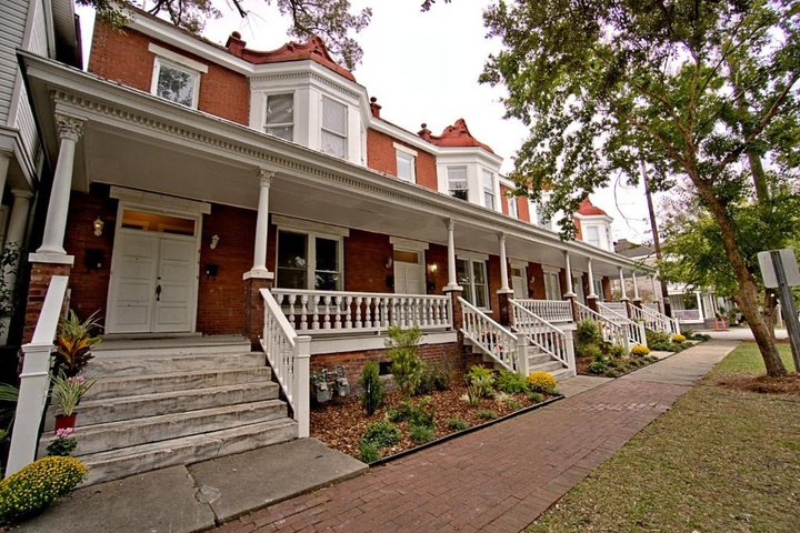 Photo of 414B Waldburg st · 2 Bedroom Oasis near Forsyth Park