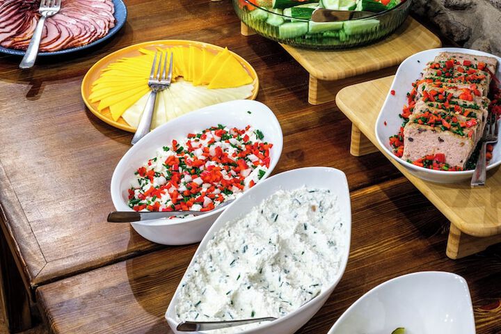 Breakfast buffet