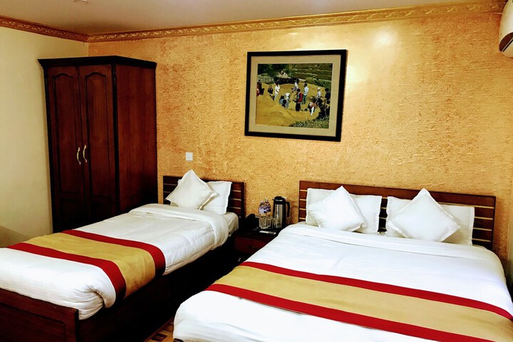 Room 12 of 69