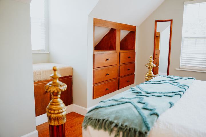 Room 19 of 64