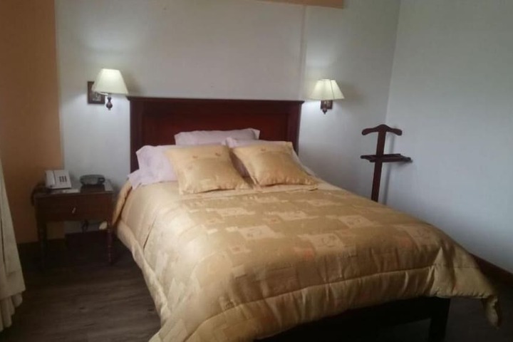 Room 15 of 22