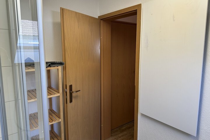 Room 64 of 85